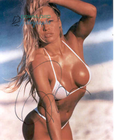 PAMELA-ANDERSON-V5-Autograph