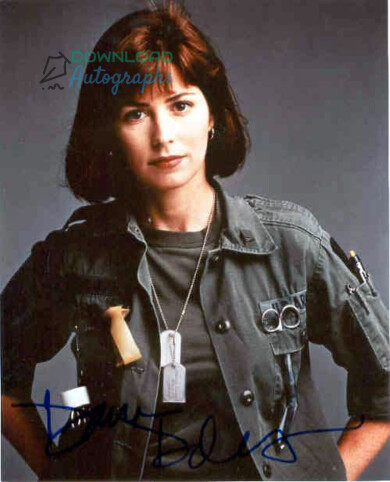 DANA-DELANEY-v2-Autograph