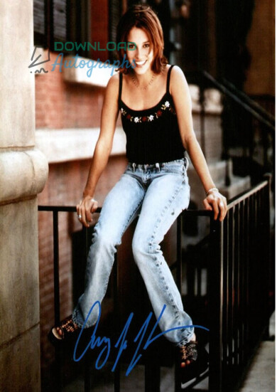 Amy-Jo-Johnson-Autograph