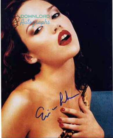 Erica-Leerhsen-Autograph