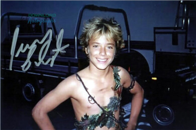 PETER-PAN-V2-Autograph