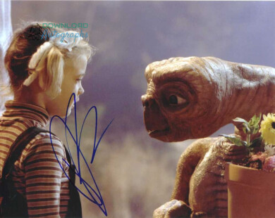 DREW-BARRYMORE-ET-Autograph