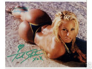 TRISH-STRATUS-Autograph