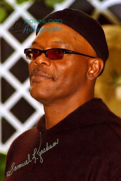 Samuel-Jackson-Autograph