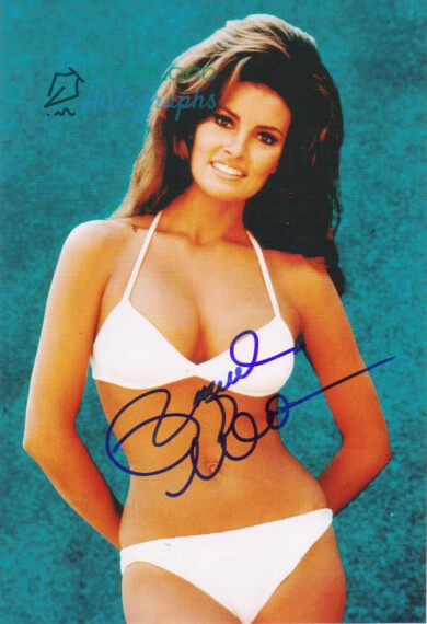 RAQUEL-WELCH-V6-Autograph