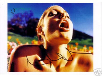 ANGELINA-JOLIE-V35-Autograph