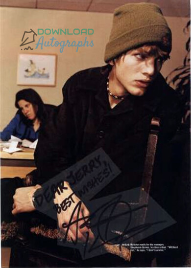 ASHTON-KUTCHER-V3-Autograph