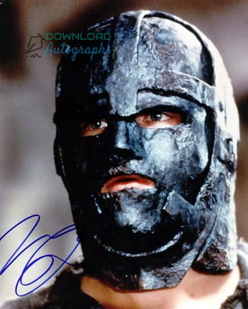 LEONARDO-DECAPRIO-V8-Autograph
