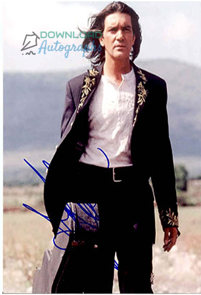 ANTONIO-BANDERAS-V4-Autograph