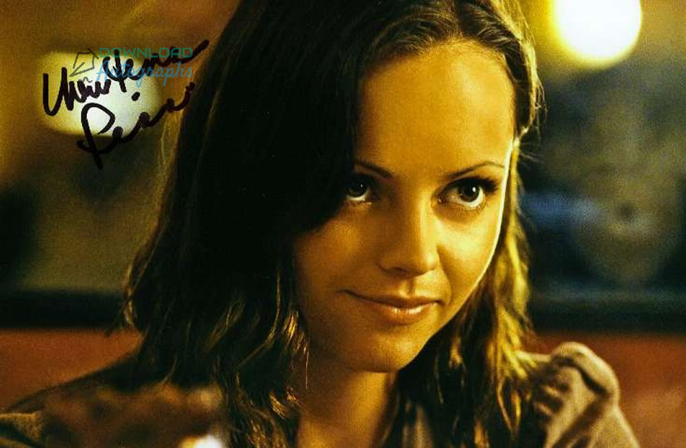 CHRISTINA-RICCI-V3-Autograph