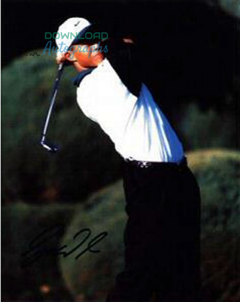 Tiger-Woods-V4-Autograph