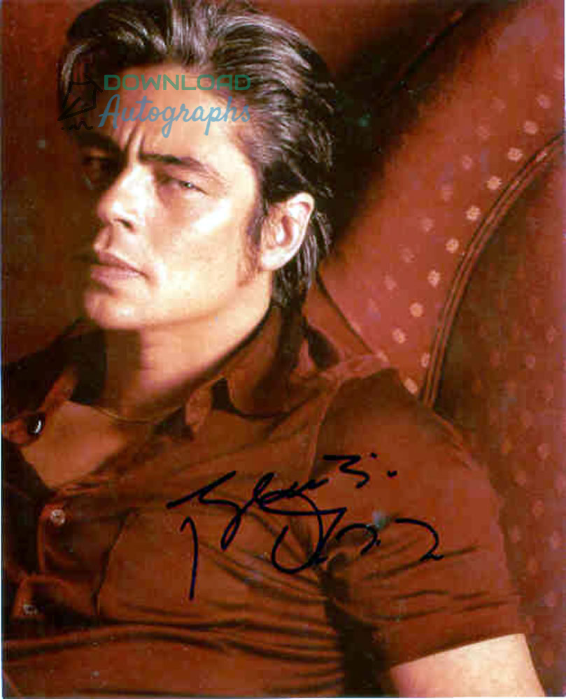 BENECIO-DEL-TORO-Autograph